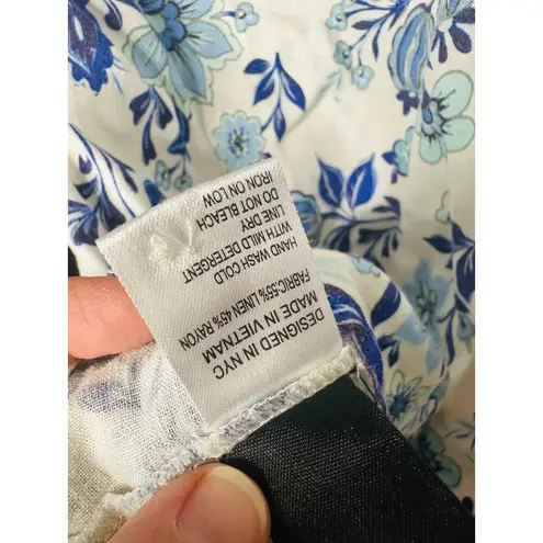 Yumi Kim Blue White Button Down Short Sleeve Carly Linen Top Size Medium