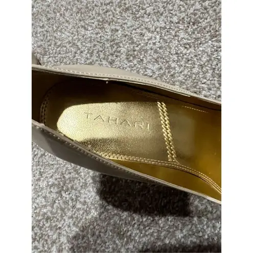 Tahari  women shoes pumps heels size 8