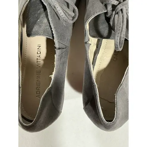 Adrienne Vittadini Womans Gray Suede 6 Pointed Toe Lace Up Shoe Boot Block Heel