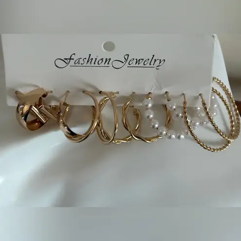 6 PC Gold and Faux Pearl Hoop Earring Set