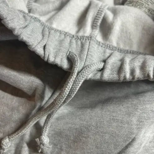 Discovery Women's Shark Week 88 Elastic Waist Drawstring Gray Short L Large NWOT