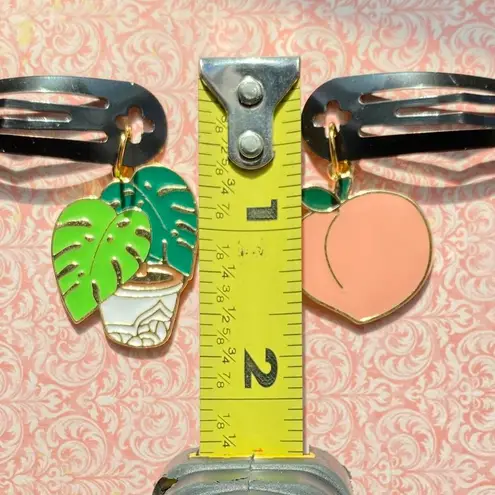 Handmade peach & plant dangle hair clips set of 2!🍑