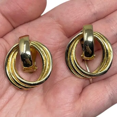 Vintage Unsigned Gold Tone Round Clip On Earrings Statement Classic Modernist
