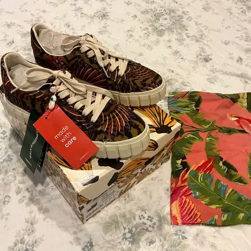 Farm Rio Caramel Macawmouflage Flatform Sneaker New NWT Size 9 EU40 SOLD OUT