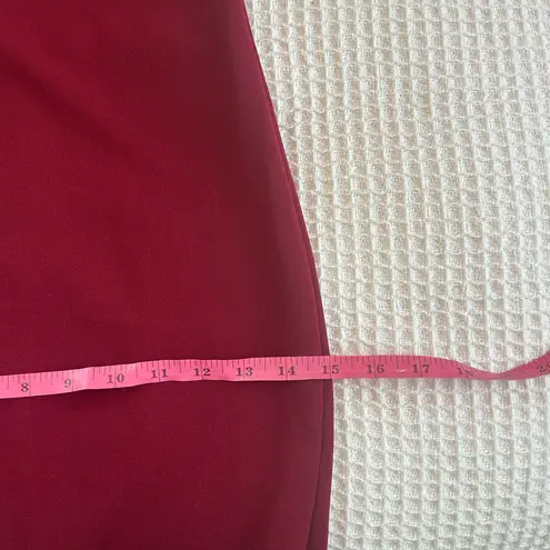 Bombshell body contour maroon maxi dress with horizontal bust cutout & slit NWT Size 8