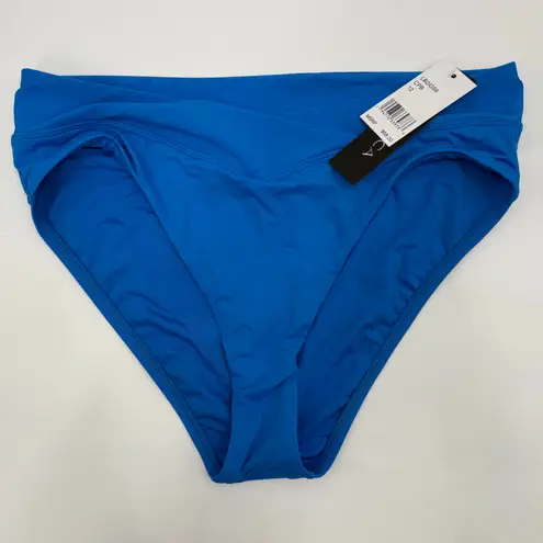 La Blanca Bikini Bottoms SZ 12 Island Goddess Crossover High Rise NWT Capri Blue