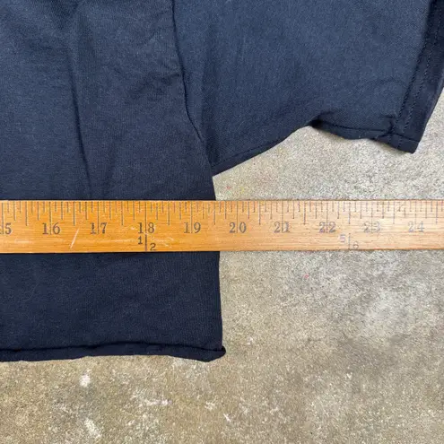 KISS Band Tee Unisex Large Thrashed Cropped Black Vintage Style Tour Rock Shirt