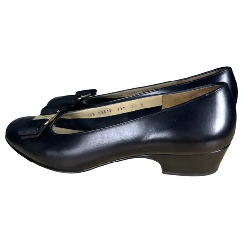 Salvatore Ferragamo Black Leather Round Toe Bow Gold Chunky Heel Pumps 7.5