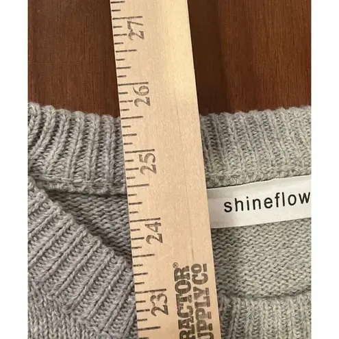 Shineflow Women’s Size Medium Fuzzy Snowman Christmas Tree Holiday Sweater Gray