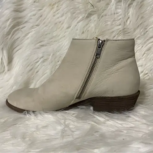 Frye  Women's Carson Piping Boot‎ Size 9 Gray Taupe Leather Western  Block Heel