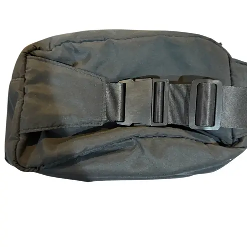 WILO The Label Black Nylon Belt Bag Fanny Pack Adjustable Strap Zip Pouch
