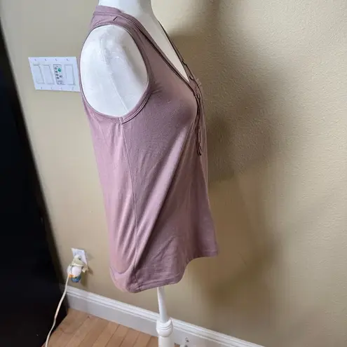 NWT Emery Rose Boutique Button Placard Blush Tank Top