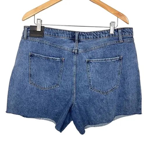 NWT House of Harlow High Rise Mom Midi Cut Off Denim Shorts Size 33/16 Blue