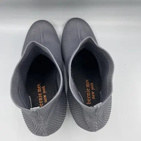 Bernie Mev Doll Women's Heels Boots Gray Sz 9 Stretchy Knit Upper Cushioned