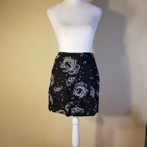 Motel Rocks NWT! Motel A Line Mini Skirt With Thigh Split in Celestial Print Size XS