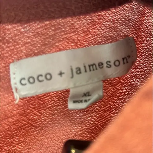 Coco + Jaimeson Lightweight fun top!