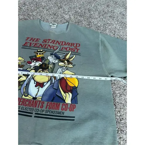 Vintage Looney Tunes Graphic Sweatshirt Pullover Boxy Cut Off M US Made Retro Green Size M
