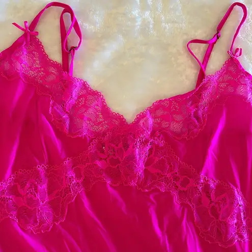 Victoria's Secret 🩷✨VTG Y2K Victoria Secret Hot Pink Lace Slip Dress in L