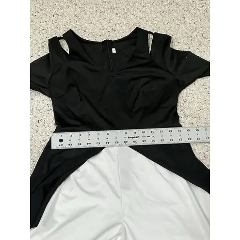 Womans Black Long Sleeve Peek A Boo Shoulder Jumpsuit Small Wide Leg