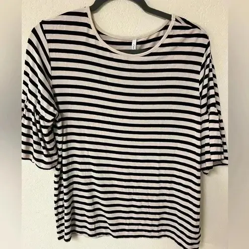 Z Supply Black and White Striped Bell Sleeve Shirt M
