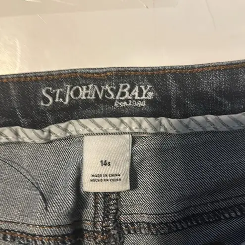 st. john's bay St. John’s Bay Cut Off Shorts Womens 14 Dark Wash Jean Denim