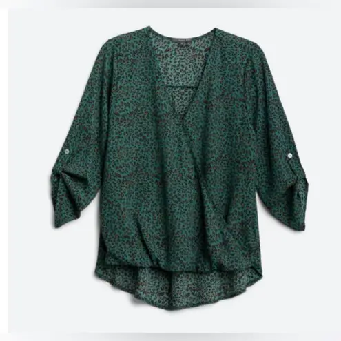 West Kei Stitch Fix  Allan Surplice Rolltab High Low blouse size Medium NWT