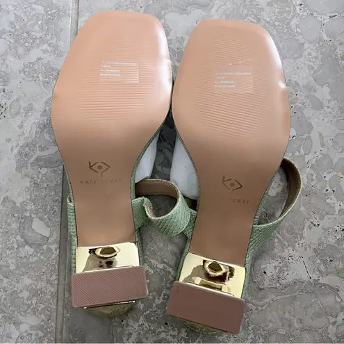 Katy Perry NWT The Hollow Heel Sandal, Celery Size 10M/40 New in Box Retail $109