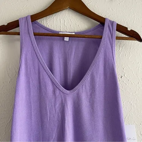 Beyond Yoga NWT  Take The Plunge V Neck
Tank Top Size Large Purple