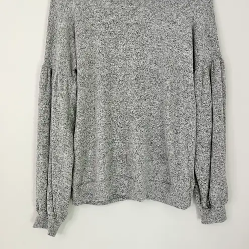 Lord and Taylor Women's Round Neck Long Bishop Sleeve Sweater Grey Size Medium
