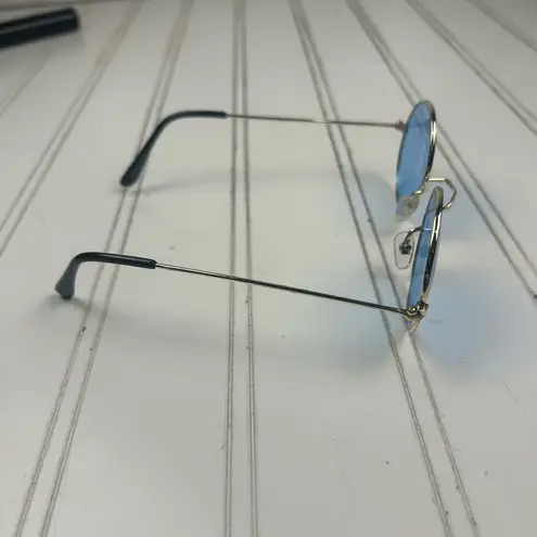 Retro Gold Frame Blue Round Sunglasses ā Unisex