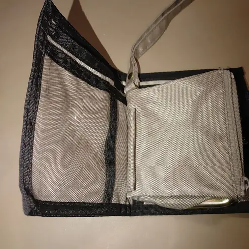 Boyt Break Away Bi Fold Wallet Wristlet Strap Coin Pocket Vintage Brown Red