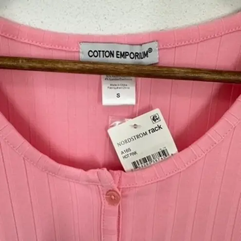 Cotton Emporium Bright Bubblegum Pink Ribbed Button Front Crop Top Size S NWT