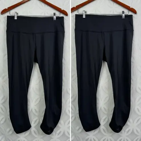 prAna 5 for $25|  Capri Mid Rise Equinox Black Legging Size L