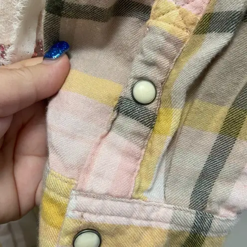 Pink Flannel Xtra Large w Guns N' Roses Graphic Tee on back with Crown Brooch Red Size XL