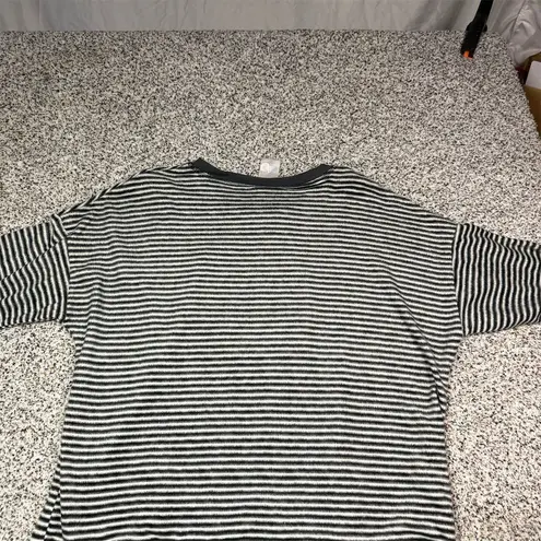 secret treasures Women's XL Sloth Applique Striped Sweatshirt Multicolor