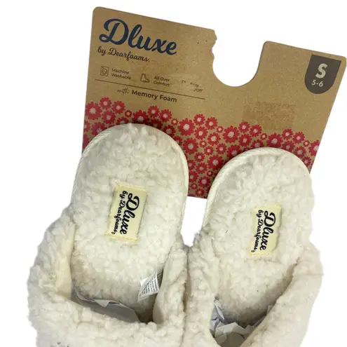 Deluxe by Dearfoams Mom Life Slippers White Sherpa Memory Foam Size Small 5
