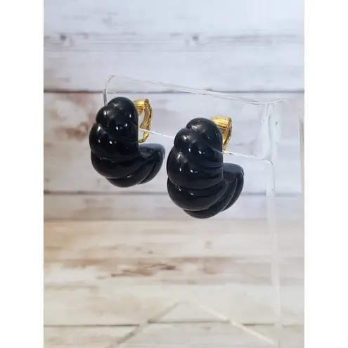 Vintage Clip On Earrings