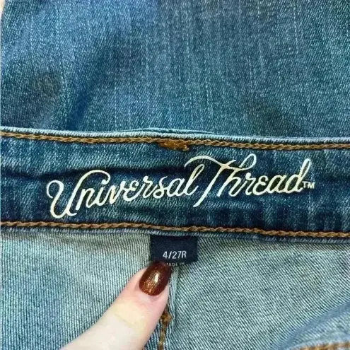 Universal Threads Universal thread blue distressed high rise skinny jeans in size 4 / 27