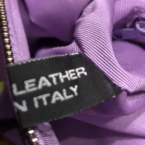 Uno Alla Voila Leather Purple & Green Agate Suede Clutch