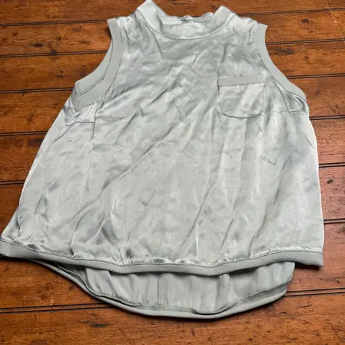 Fate Sleeveless Mock Neck Pocket Tank Top Women's Size Medium Light green