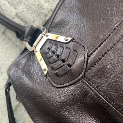 B MAKOWSKY Medium Blk Leather 2 Handle 3 Section Leopard Lining W/ Zippered Area Black