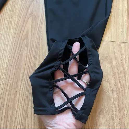 Reel Legends Womens Size Small Activewear Athletic Leggings ‘Keep It Cool’ Black