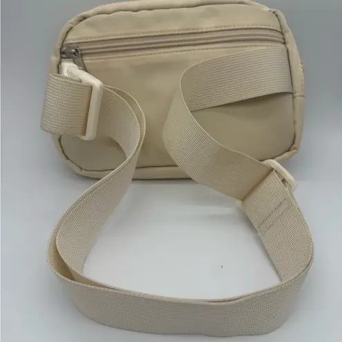 Kappa Kappa Gamma Sorority Crossbody Sling Belt Bag Fanny Pack Off White Cream