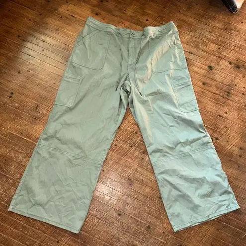 Arula green wide leg lightweight C/22 flowy vacationcore pants Black Size undefined