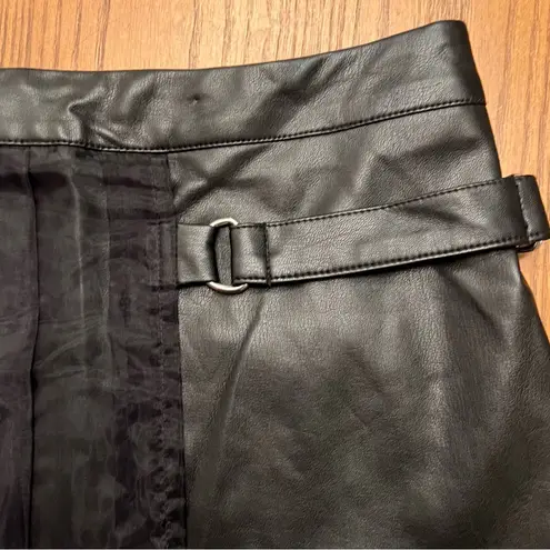 Current Mood Faux Leather Pleated Mesh Overlay Buckle Detail Mini Skirt Sz Small Black