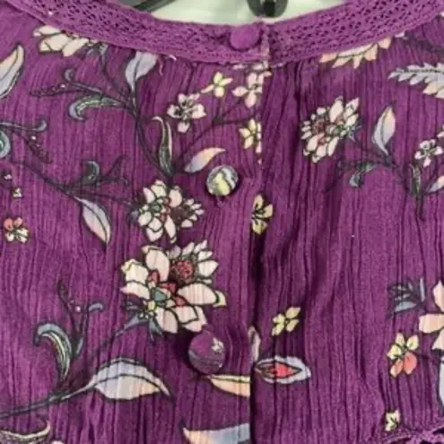 American Vintage Vintage America Blues pretty floral purple top