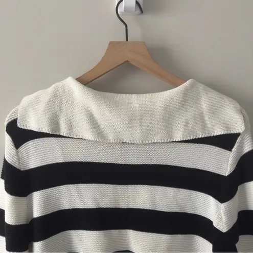 Moon & Madison 100% Cotton Black and White Striped Knit Sweater Top Long Sleeve