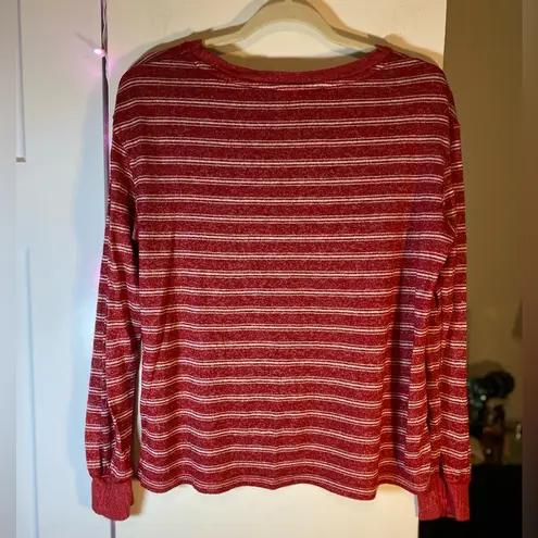 Stars Above Red & White Striped Cozy Pocket Tee Long Sleeve Medium