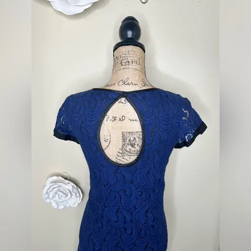 Uncle Frank NTM: Navy & Black Lace Dress with Keyhole Back Ruching Waist Sz M - Image 9