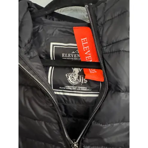 Eleven Elfs Black Arwen Vegan Down Hooded Puffer Vest size S